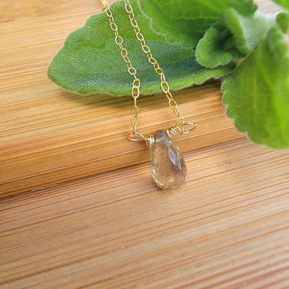 BI LEMON QUARTZ Necklace Minimalist Crystal Gemstone - Picture 3 of 7